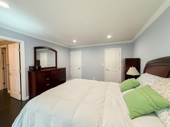 Building Photo - Quite Cul-De-Sac Pleasant Hill Home