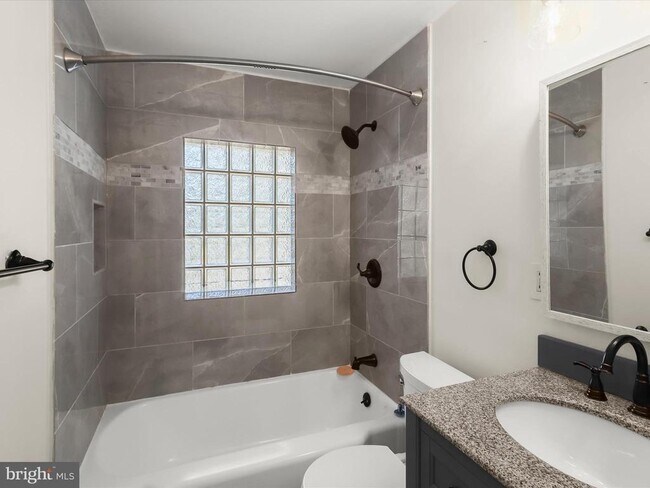 Building Photo - 3116 Bethany Ln