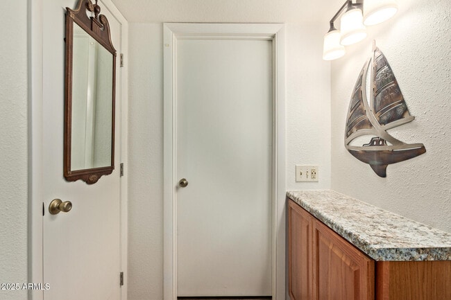 Building Photo - 19446 N Star Ridge Dr