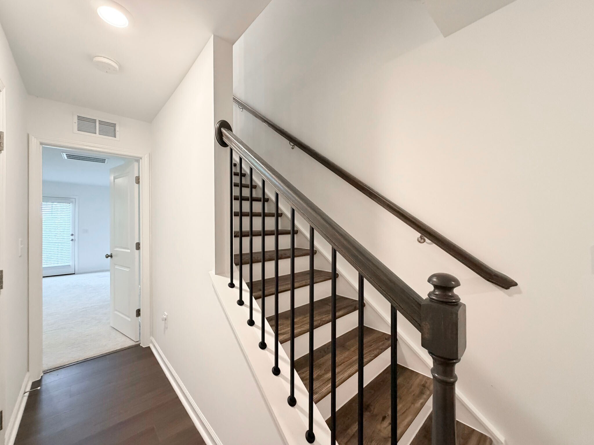 Building Photo - 3611 Elm Grove Ln