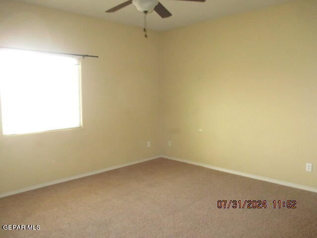 Building Photo - 600 Carol Ann Pl