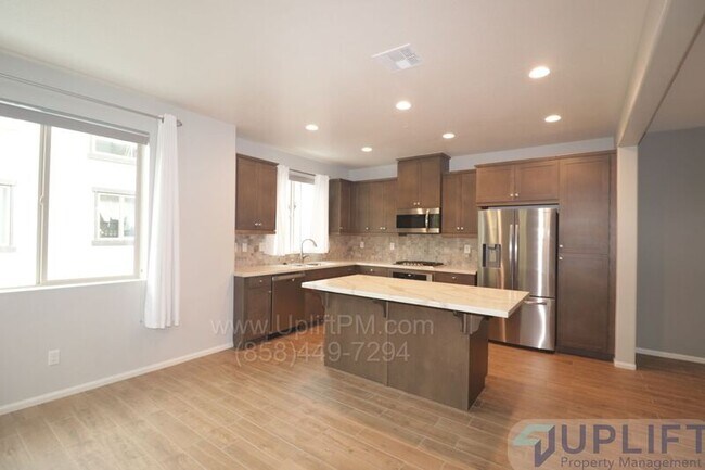 Building Photo - 2428 Verano Wy.