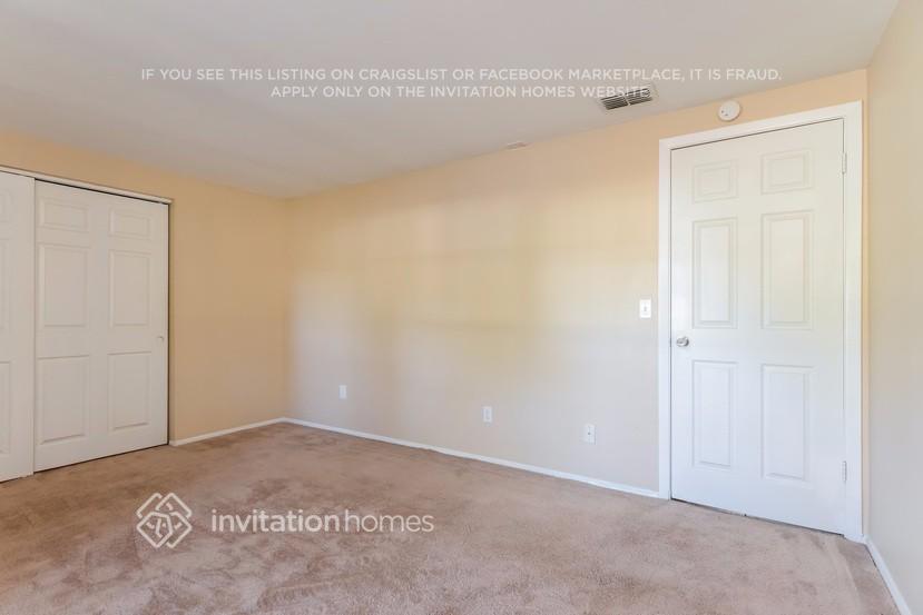 Building Photo - 6419 Willow Wood Ct