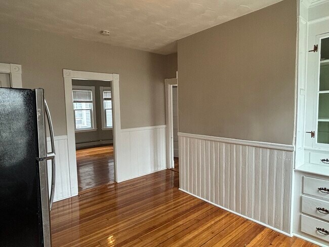 Building Photo - 179 Tremont St