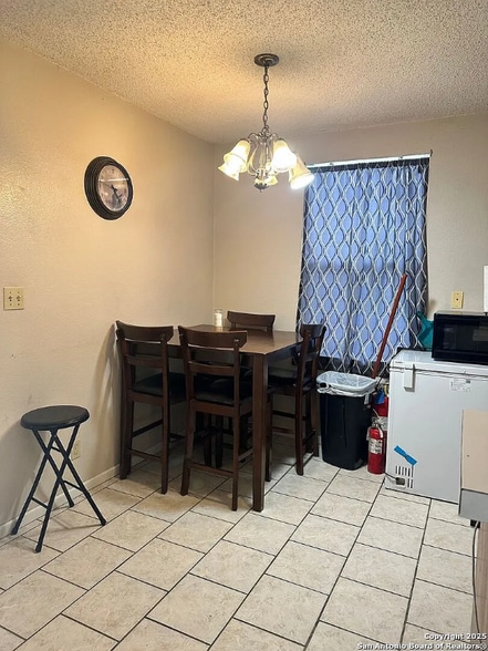 Building Photo - 1003 Commerce St