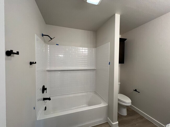 Building Photo - For Rent: Charming 3-Bedroom, 2-Bath Home in West Texas!