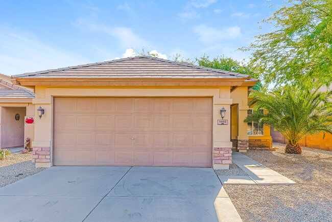 Building Photo - 1465 E Rolls Rd