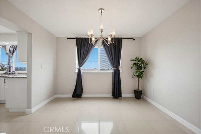 Building Photo - 2256 Kentwood Dr