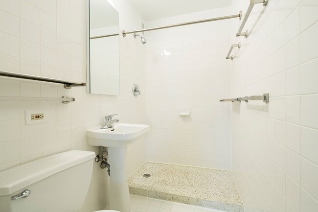Floorplan - 1400 E. 57th Street