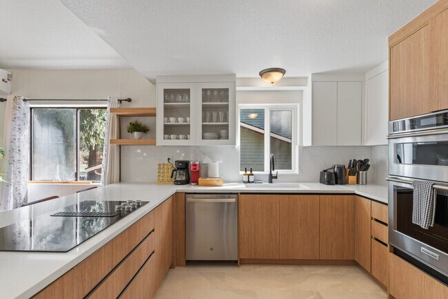 Building Photo - 18301 115th St NE