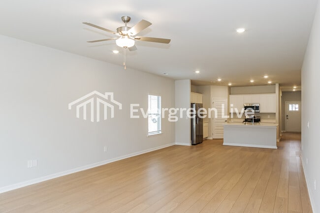 Building Photo - 148 Fenwick Pl