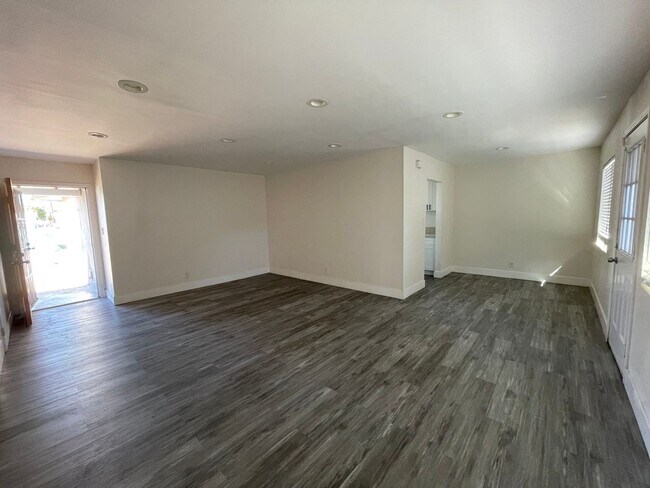 Building Photo - For Rent – 3 Bed, 2 Bath Home in Rowland Heights