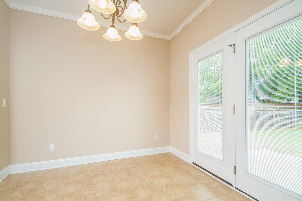 Building Photo - 2213 Strickland Dr