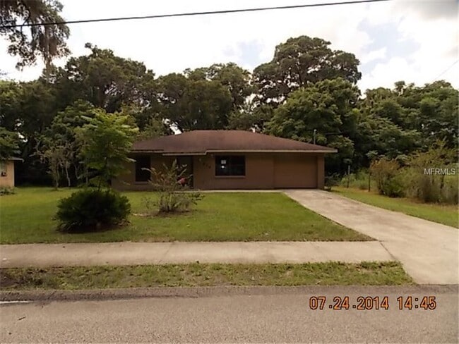 Primary Photo - 2 Bed 1 Bath Home | Pet Friendly | Washer ...