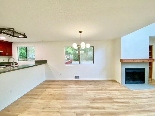 Building Photo - Great Home for rent