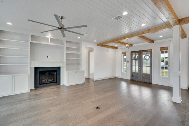 Building Photo - 140 Farish Ln