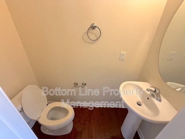 Building Photo - 1367 Killashee Ct