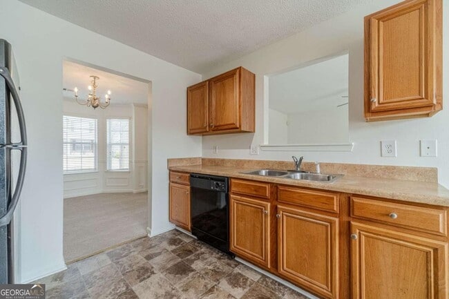 Building Photo - 1850 Lily Stem Trail NE