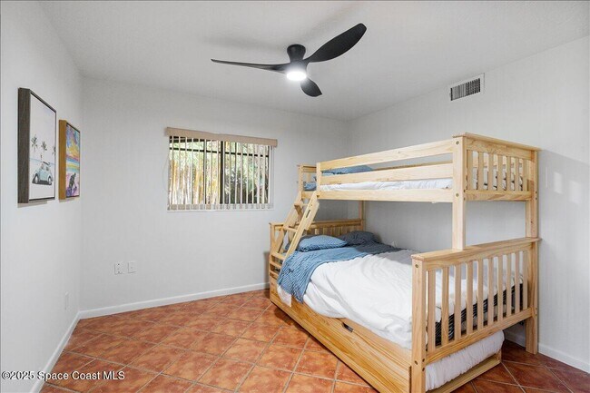 Building Photo - 2175 Barracuda Ave