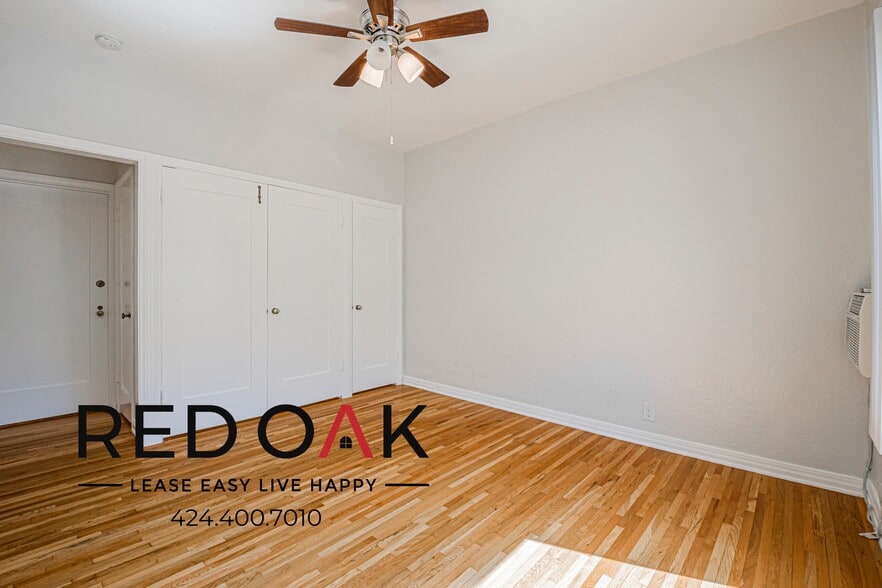 Building Photo - 211 S El Molino Ave