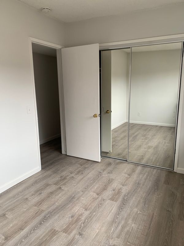 Building Photo - 223 Avenida Granada