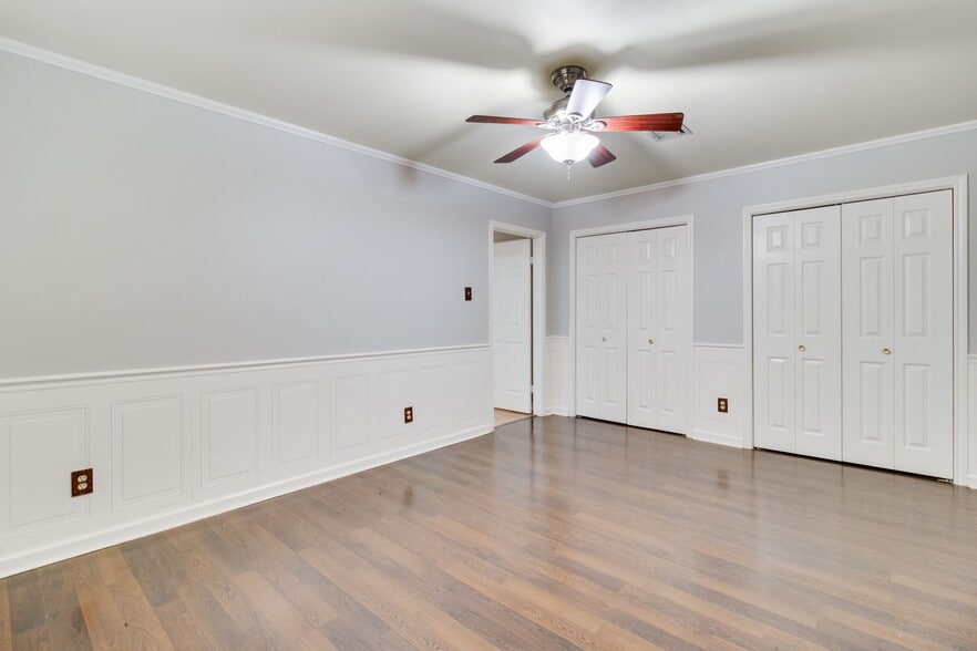 Building Photo - 107 Kincaid Ct