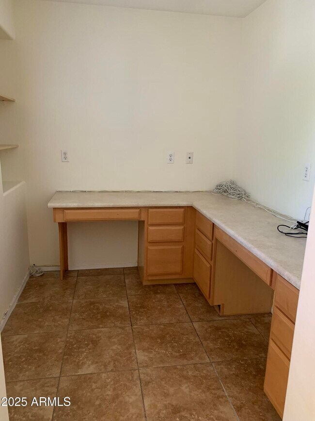 Building Photo - 9018 W Superior Ave