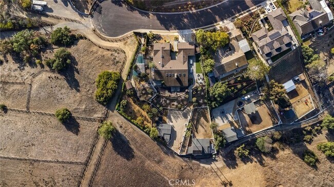 Building Photo - 27151 Mission Hills Dr