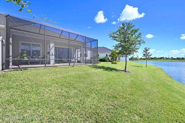 Building Photo - 2889 Avalonia Dr