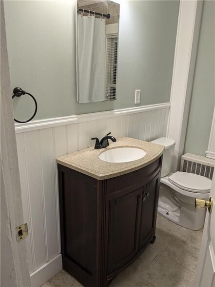 Building Photo - 14 Wallace Ave