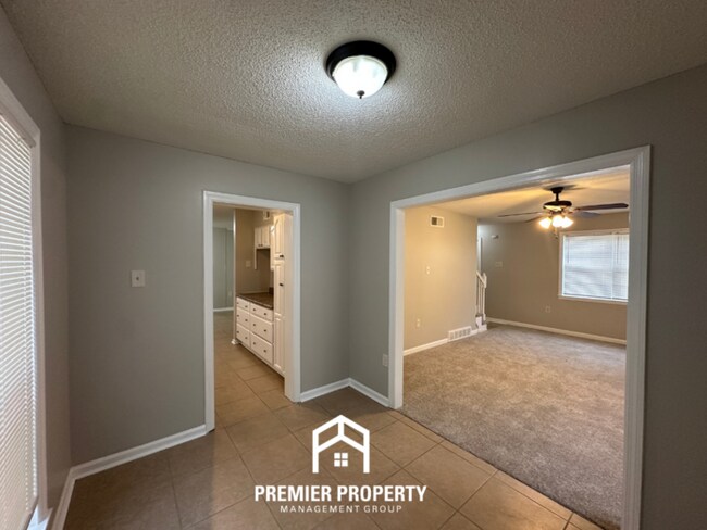 Building Photo - 5599 Sweet Gum Dr