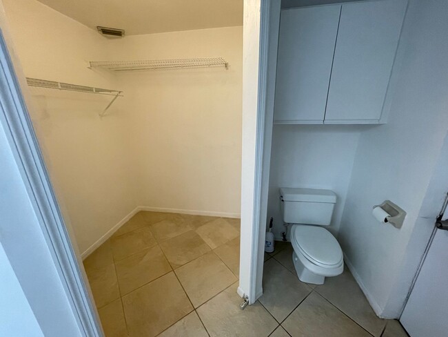 Building Photo - ANNUAL RENTAL - 2 + DEN / 2 BATH VILLA AT ...