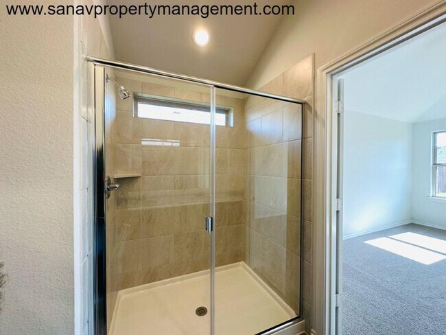 Building Photo - Modern Comfort & Big Savings! Gorgeous Ranch Home Now $2195 (Down from $2295)