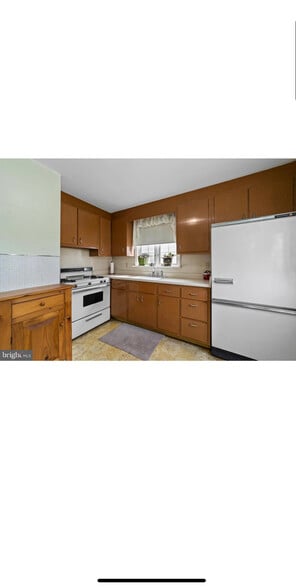 Building Photo - 2128 Borbeck Ave