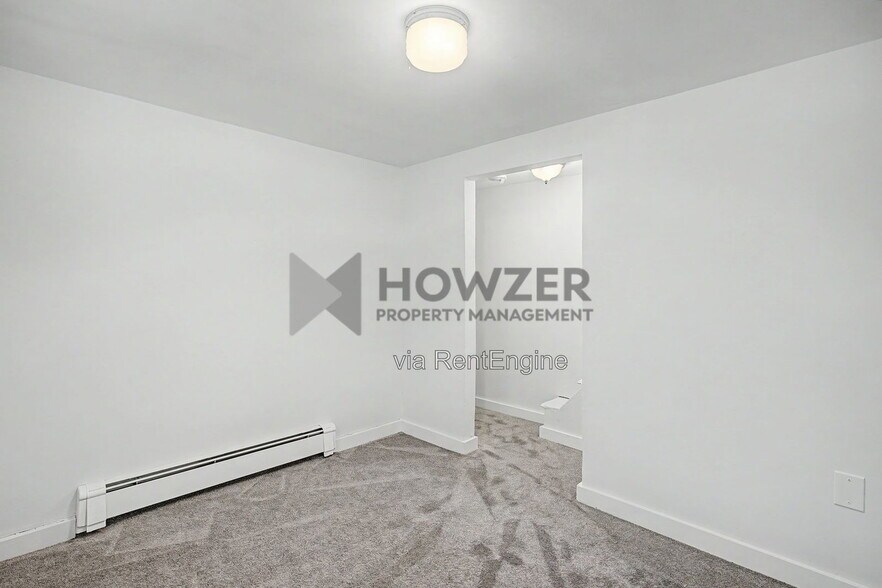 Building Photo - 24 Crocker St
