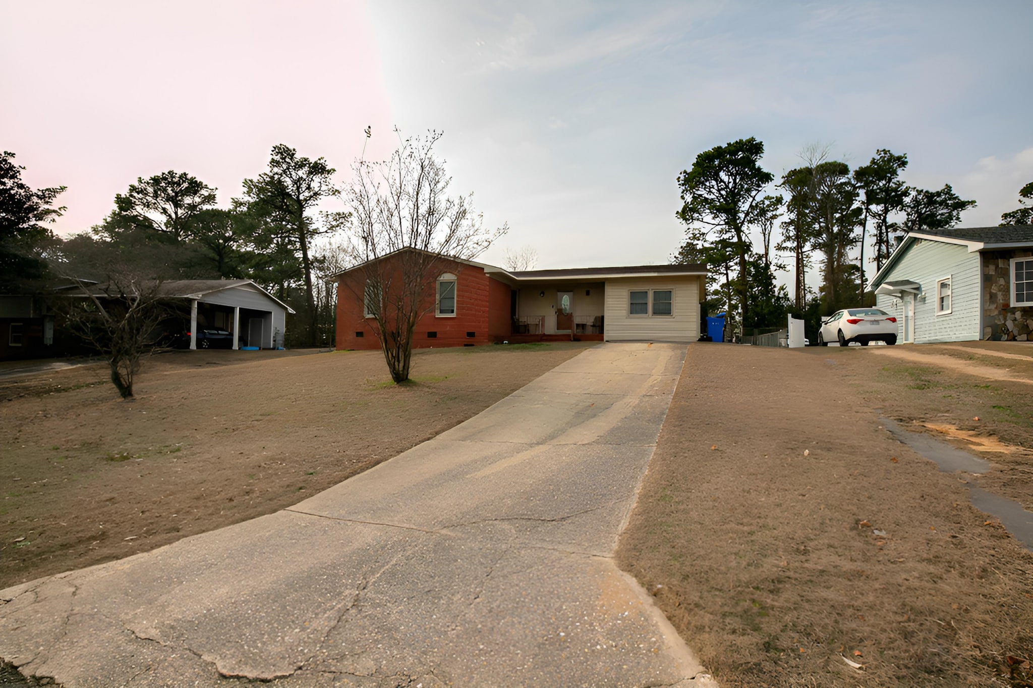 Building Photo - 1722 Shiloh Dr