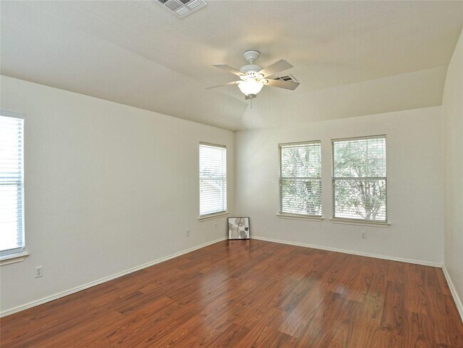 Building Photo - 1316 Diner Dr