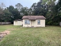Building Photo - Northwest Pensacola - 2 bedroom, 1 bathroom