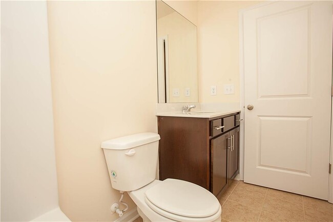 Building Photo - 4355 Almanor Cir