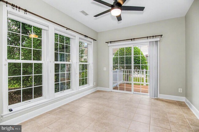 Building Photo - 8406 Mountain Larkspur Dr