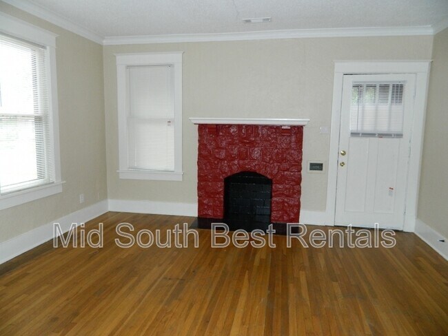 Building Photo - 961 N Willett St