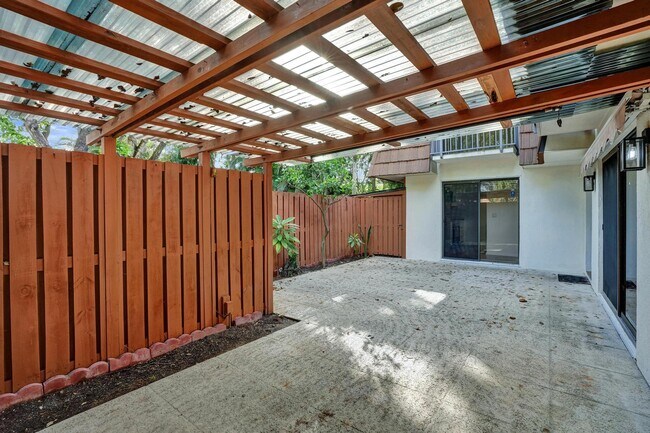 Building Photo - 9111 SW 20th St