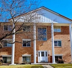 Building Photo - 51166 Johns Dr