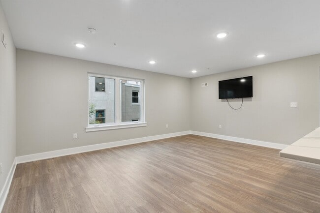 Building Photo - 1511 N 17th St