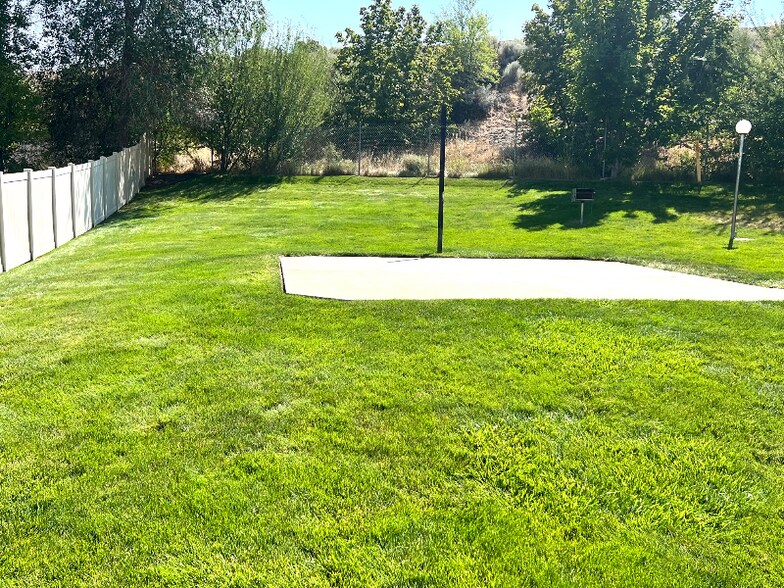 Building Photo - 2926 S Abbs Ln