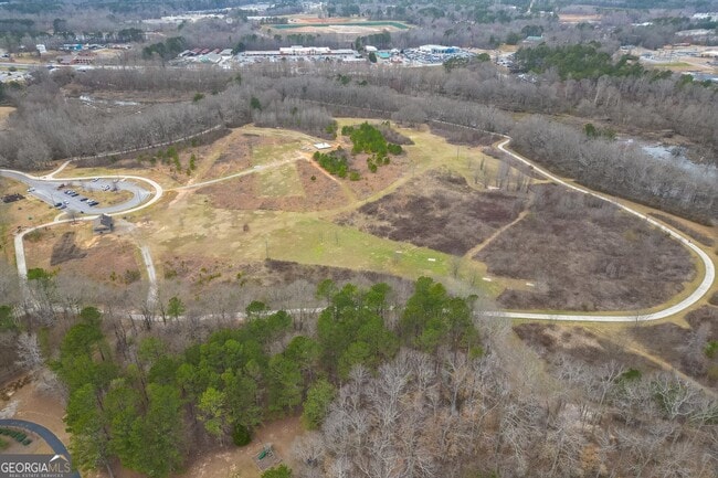 Building Photo - 713 N Lakeshore Dr