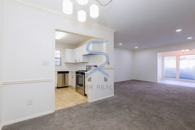 Building Photo - Move in before December 31st and get $100 OFF your rent for the first 3 months — PLUS a $250 Amaz...