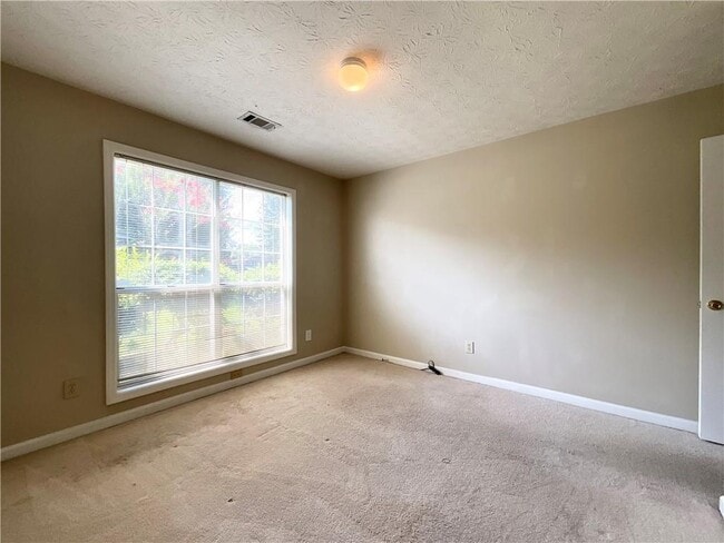 Building Photo - 3070 Bugle Dr