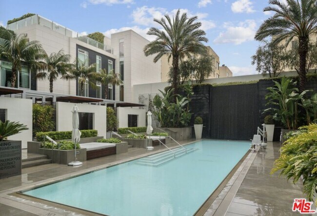 Building Photo - 9000 W 3rd St