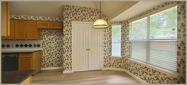 Building Photo - 9602 Meadowchase Ct
